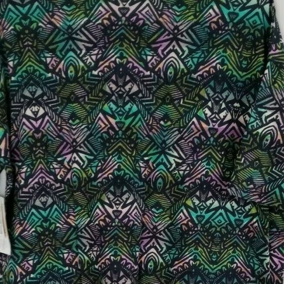 NWT Lularoe Irma Tunic With Multi-Color African Design Size XXS - Picture 3 of 5